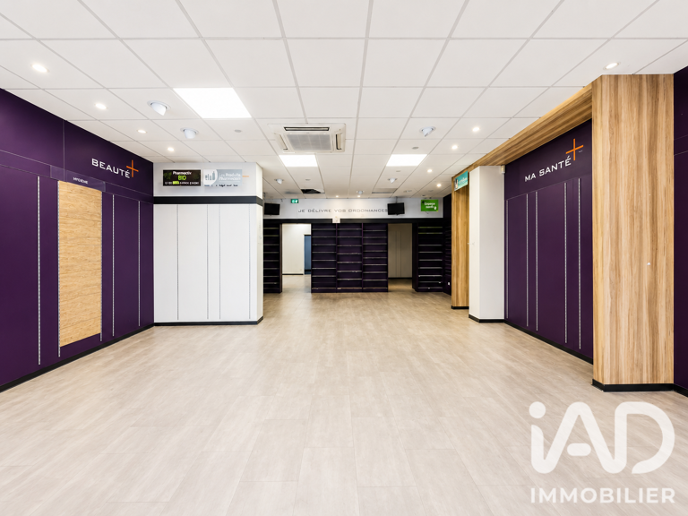 Vente Boutique/Local commercial 128 m&sup2; — photo 1