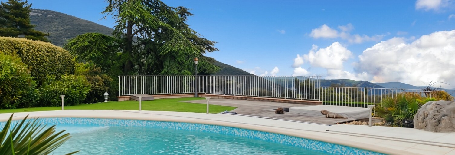 Maison 5 Pièces 141 m² à vendre à Mons (83440)