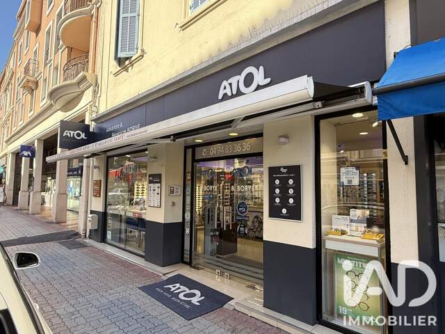 Vente Local commercial 252 m&sup2; — photo du bien
