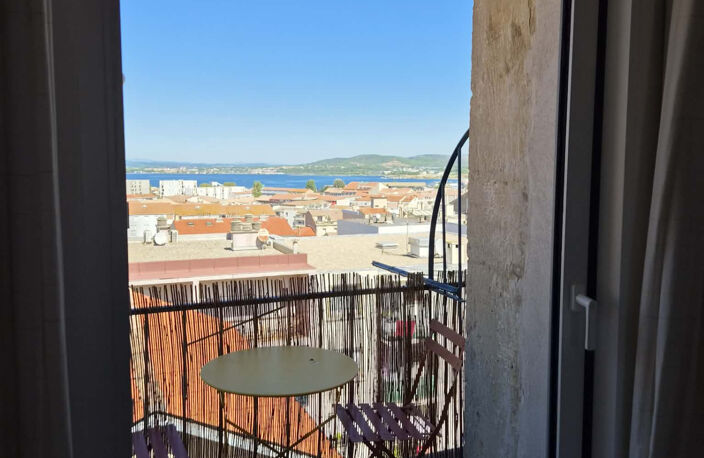 Sète : Appartement traversant et lumineux avec 3 chambres — photo 2