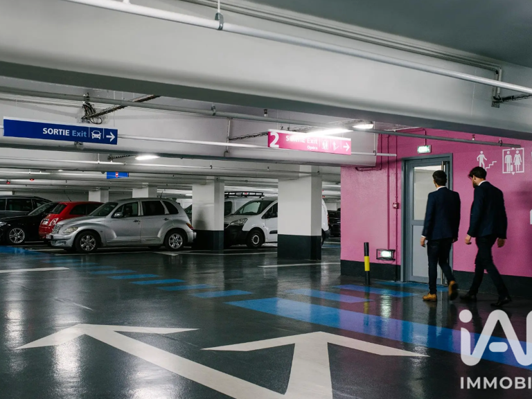 Vente Parking 13 m&sup2; — photo 1