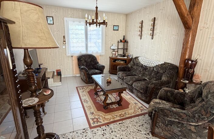Vente Maison/villa 6 pièces — photo 2