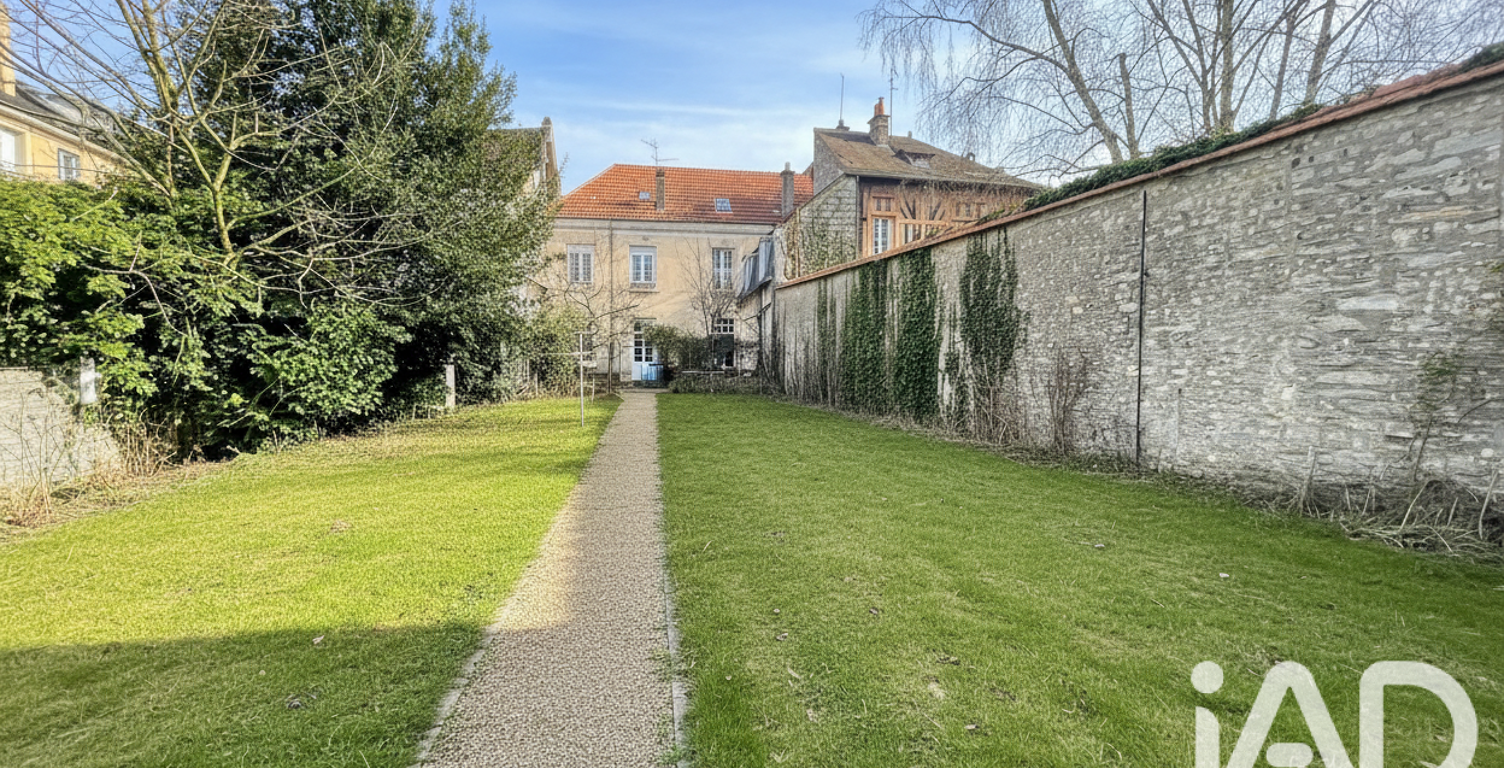 Vente Immeuble 219 m&sup2; — photo 1