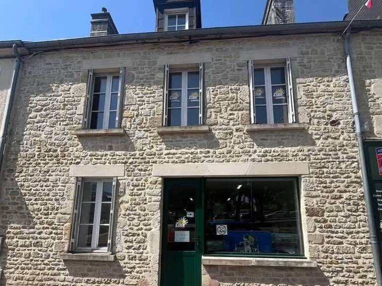 Vente Immeuble 174 m&sup2; — photo 1