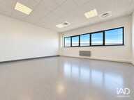 Location Bureaux 157 m&sup2; — photo 2