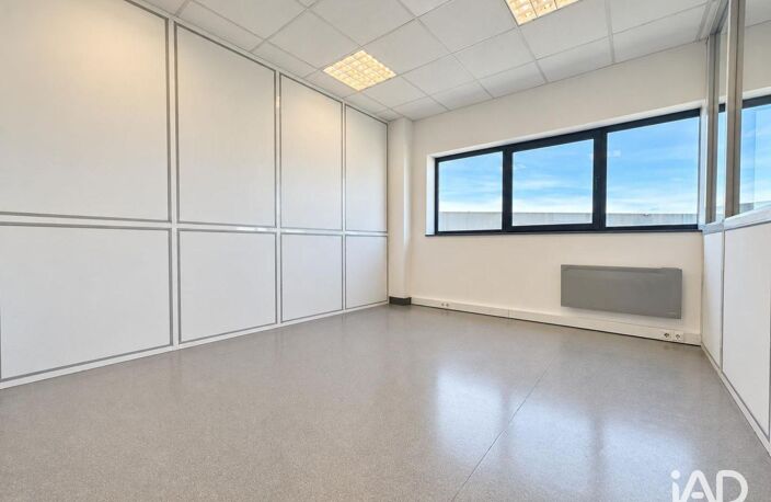 Location Bureaux 157 m&sup2; — photo 4