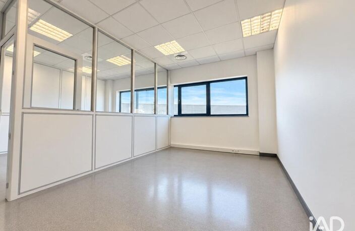 Location Bureaux 157 m&sup2; — photo 5