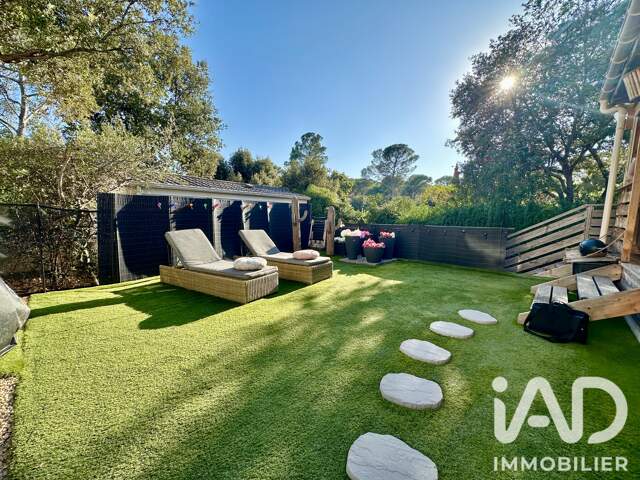 Vente Terrain 195 m&sup2; — photo du bien