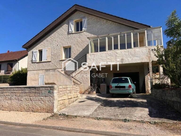Velars / Ouche  Maison avec 5 chambres, 3 salles de bain et un beau jardin ombragé en espaliers — photo 1