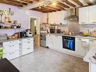 Maison avec vie en plain pied, 3 chambres et garage — photo 2