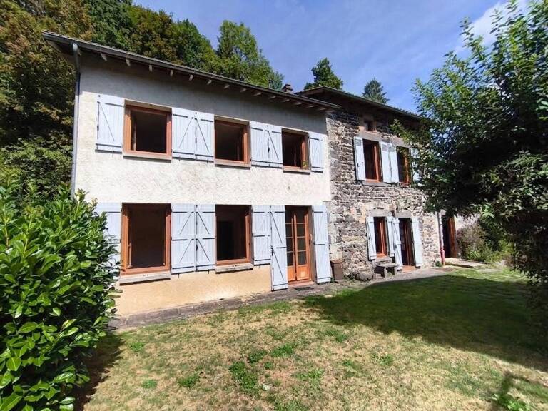 Rare : maison en pierre recherchée sur Aydat ! — photo 1
