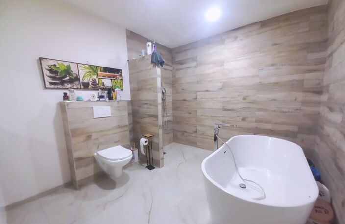 ensemble immobilier à bourg-les-valence — photo 4