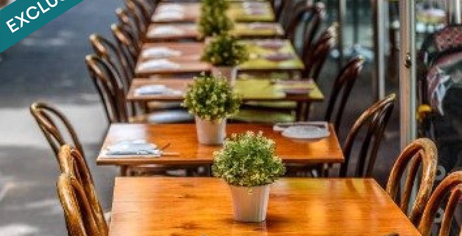 Local tous commerces  avec terrasse de 150 m² — photo 1