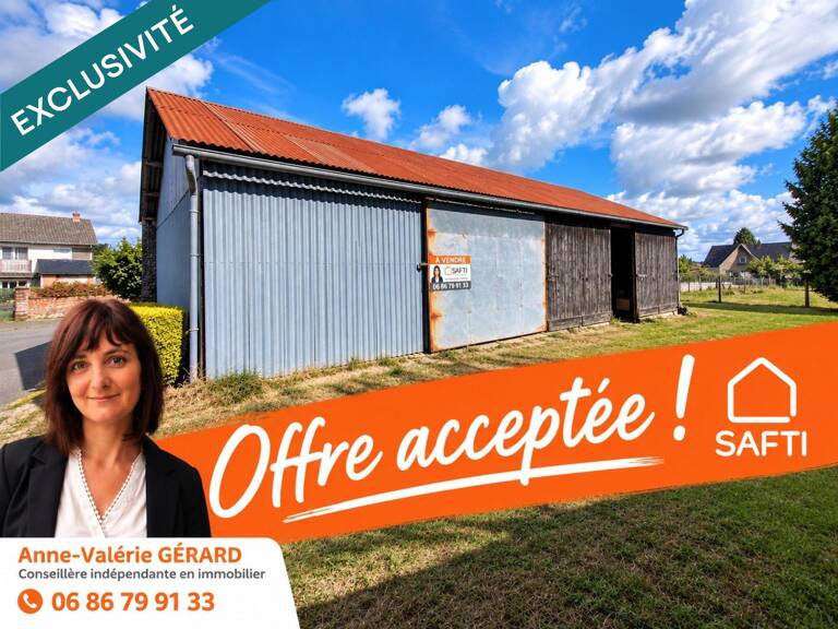 TERRAIN CONSTRUCTIBLE 788 M² AVEC BÂTIMENT 114 M² — photo 1