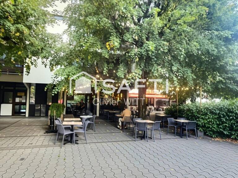 Bar réputé centre Thonon, terrasse exceptionnelle — photo 1