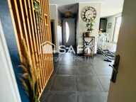 MAISON R+1 121 M² AVEC GARAGE ET PISCINE SUR TERRAIN DE 501 M² — photo 2