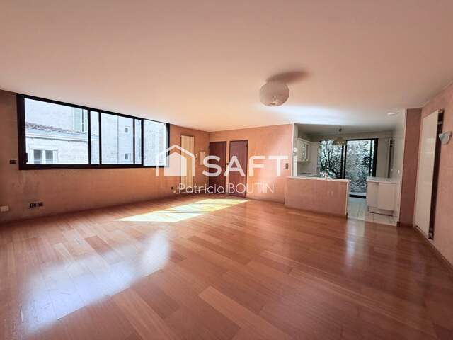 APPARTEMENT UNE SUITE PARENTALE + TERRASSE / JARDIN AU CENTRE VILLE DE NIORT ! — photo du bien