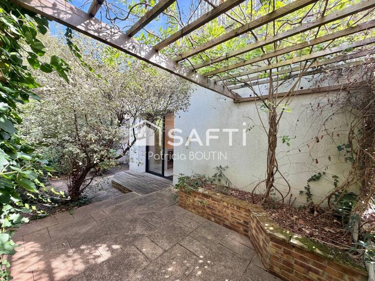 APPARTEMENT UNE SUITE PARENTALE + TERRASSE / JARDIN AU CENTRE VILLE DE NIORT ! — photo 1