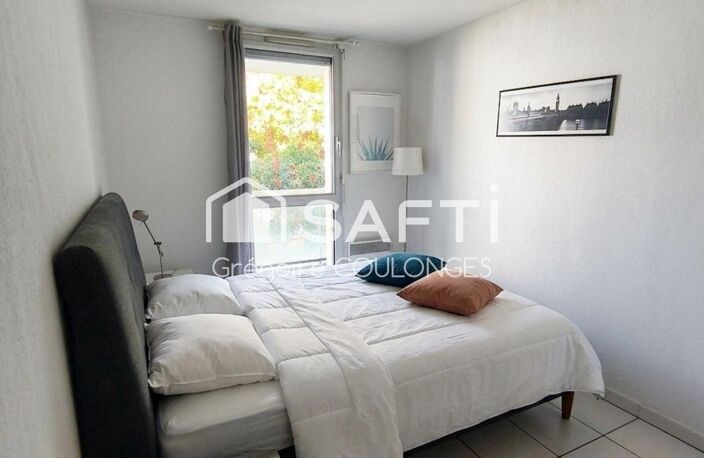 Appartement T2 aux Chartrons — photo 2
