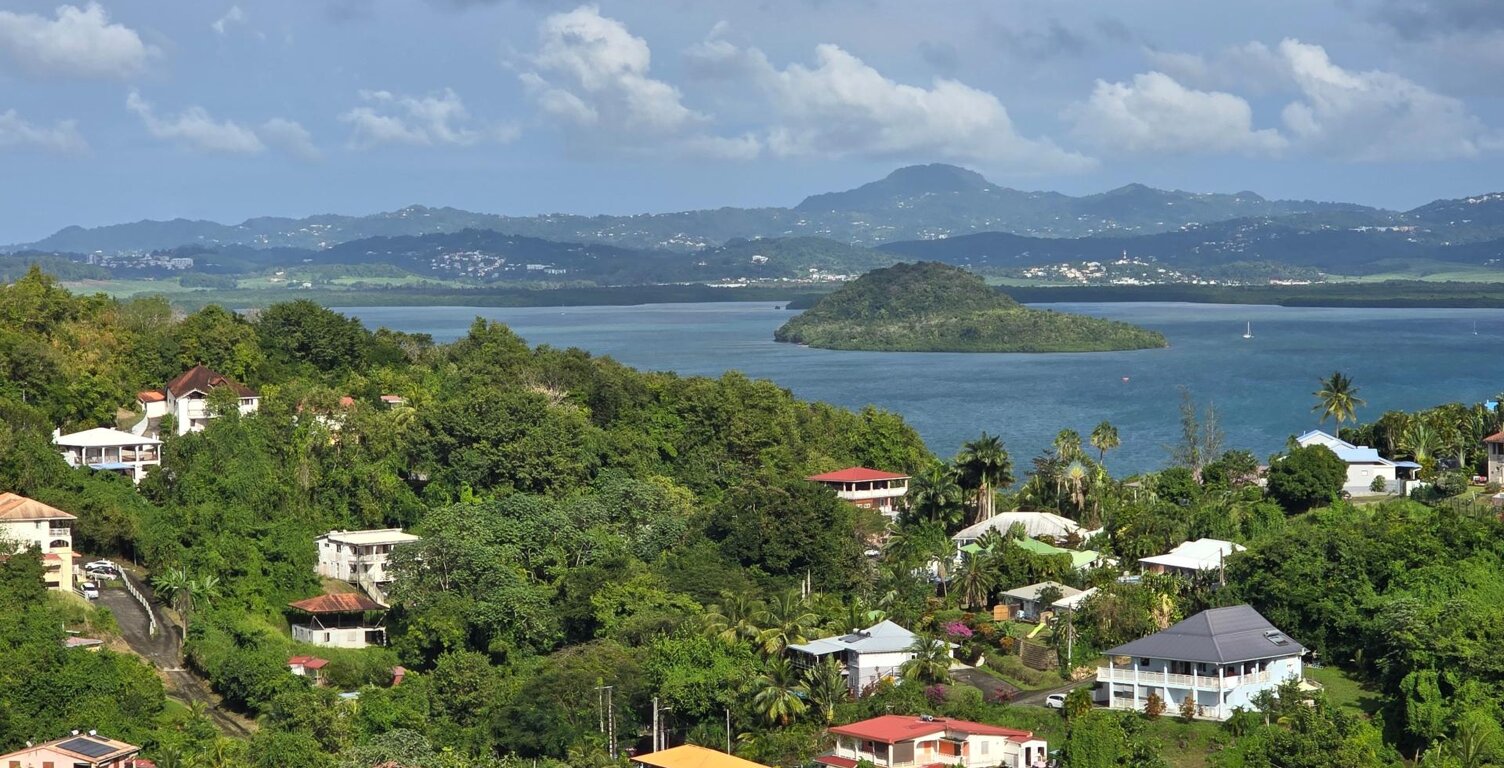 Appartement de standing T4 vue mer à Anse Mitan — photo 1