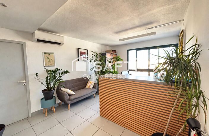PERPIGNAN AVENUE KENNEDY, BEAU BUREAUX — photo 2