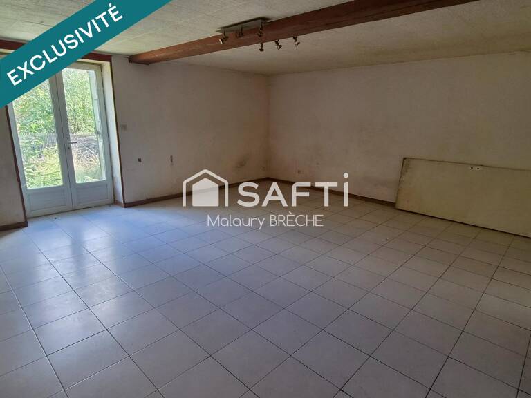 Maison et appartement à rénover — photo 1