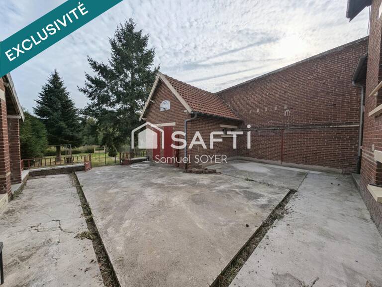 MAISON, GARAGE, DEPENDANCES, TERRASSE ET JARDIN — photo 1