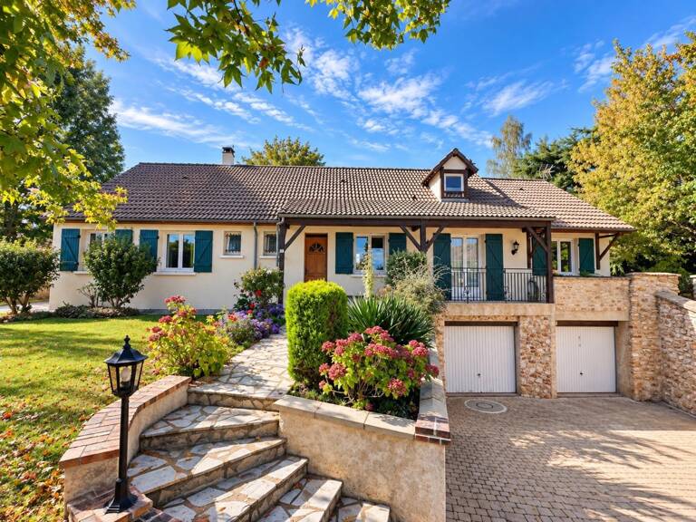 Maison familiale, 5 chambres et jardin paysager — photo 1