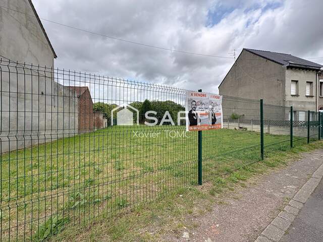 A VENDRE TERRAIN A BÂTIR — photo du bien