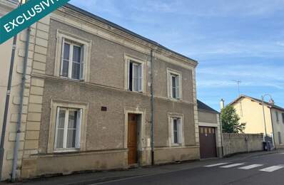 Dans le centre de DANGE SAINT ROMAIN 4 chambres 1700 m2 de terrain — photo du bien