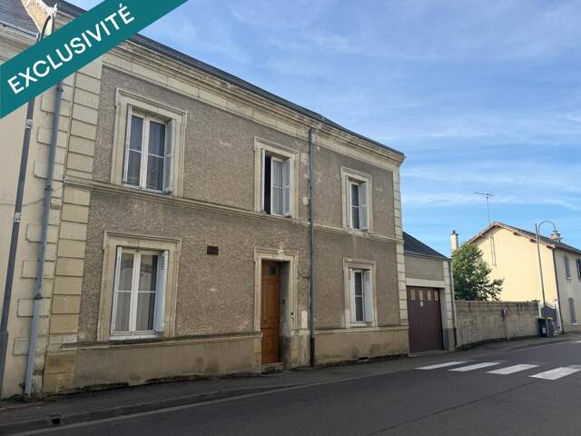 Dans le centre de DANGE SAINT ROMAIN 4 chambres 1700 m2 de terrain — photo du bien