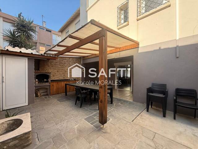 CANET EN ROUSSILLON PLAGE, MAISON T6, AVEC EXTERIEUR ET STATIONNEMENT — photo du bien