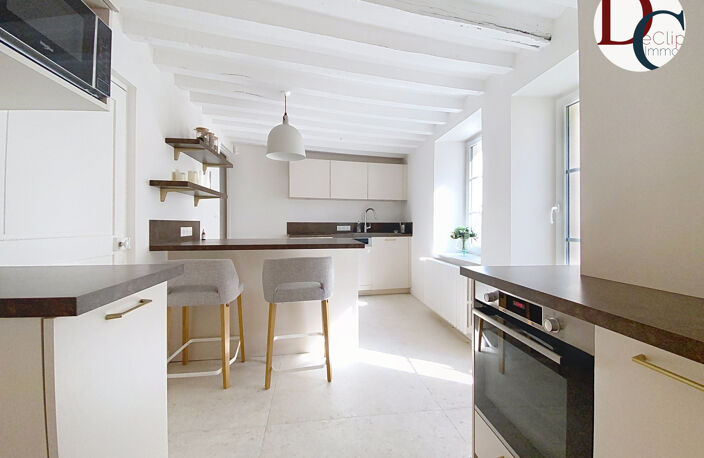 MAISON EN PIERRE ENTIÈREMENT RÉNOVÉE AVEC DUPLEX INDÉPENDAN — photo 2