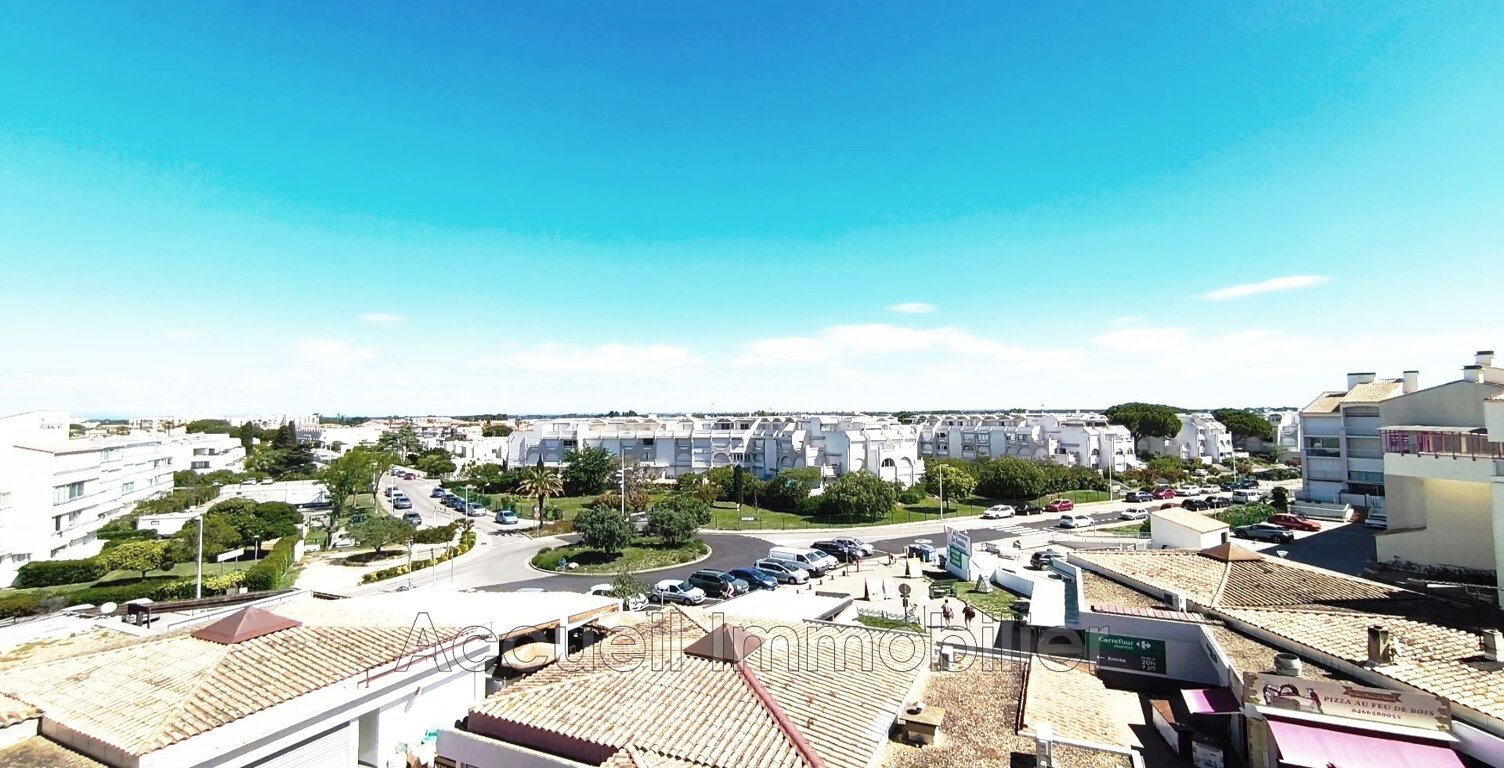 Studio au 4ème et dernier étage avec vue dégagée, en très bon — photo 1