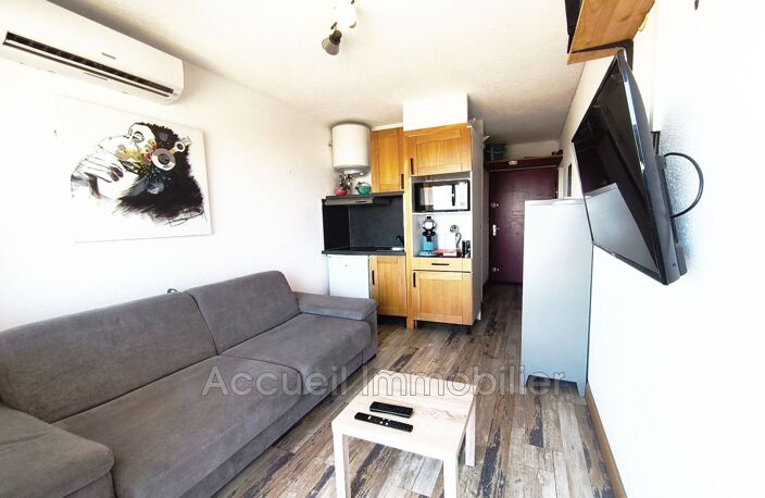 Studio au 4ème et dernier étage avec vue dégagée, en très bon — photo 2
