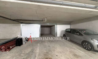 Garage   m² à louer à Saint-Laurent-du-Var (06700)