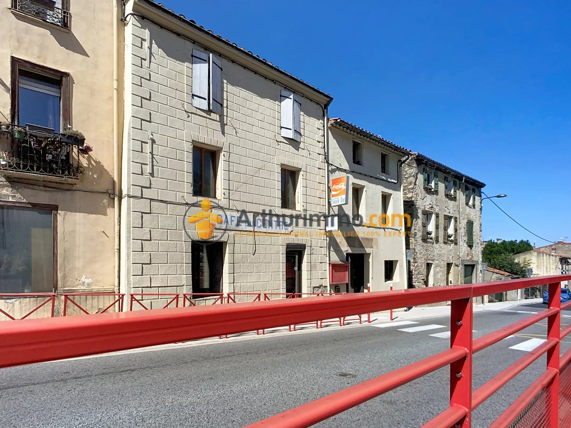 Immeuble 10 pièces 275 m² · à Ria-Sirach · 275 m² · 139 000 €