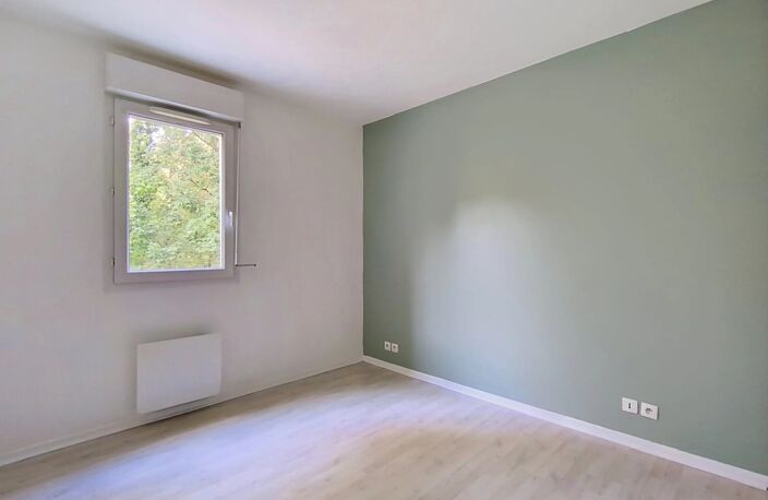 Appartement 3 pièces - Combs-la-Ville - 957.61 € — photo 5