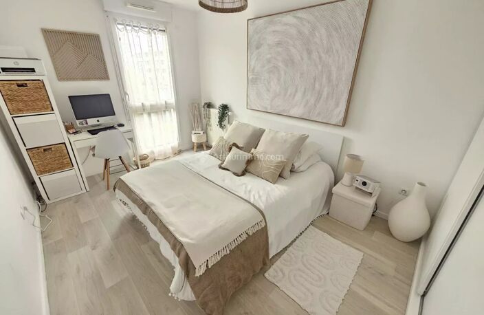 Magnifique Duplex F4 de 79m2 avec 28m2 de terrasse et jardin — photo 3