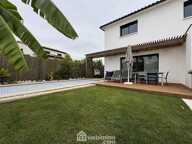 Villas - 117m² - Saint-Drézéry — photo 2