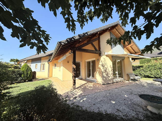 Challes les eaux, superbe emplacement pour cette maison indi — photo du bien