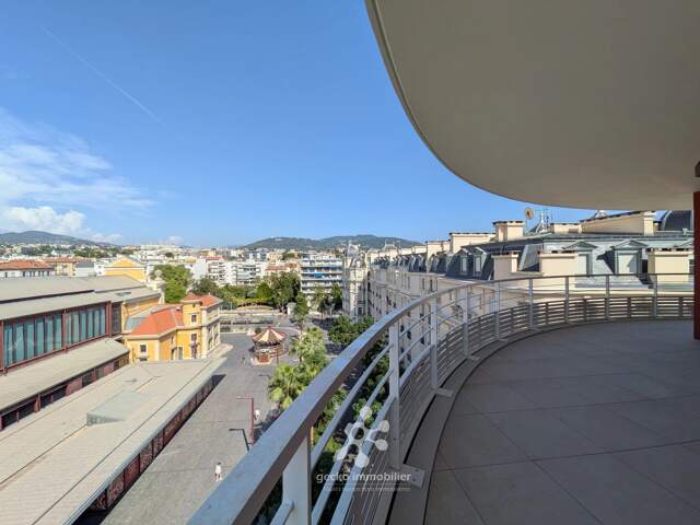 NICE – LIBÉRATION – Appartement 5 pièces avec très grande terrasse dans résidence neuve — photo du bien