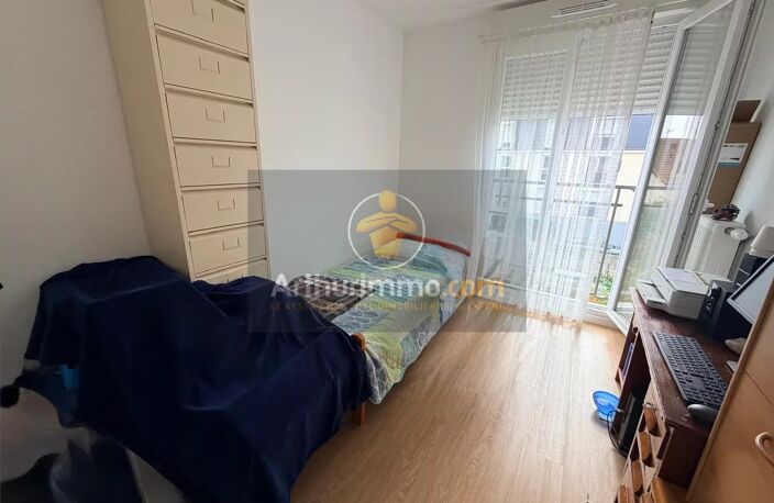 Beau F3 plein sud avec balcon et pkg en s-sol — photo 5