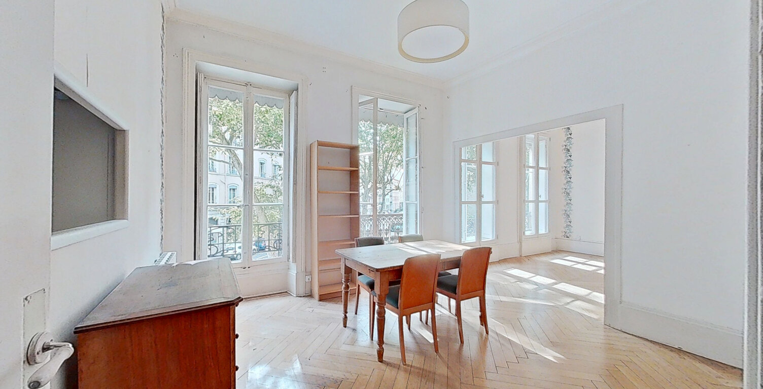 69009 LYON 9EME VAISE CENTRE - PLACE DE PARIS - APPARTEMENT — photo 1