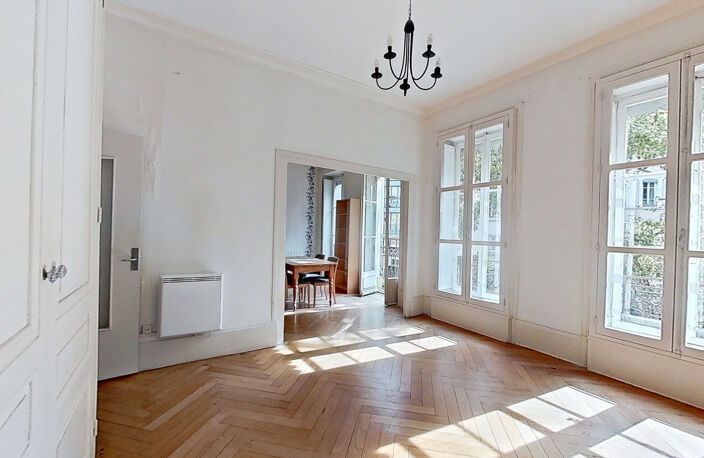 69009 LYON 9EME VAISE CENTRE - PLACE DE PARIS - APPARTEMENT — photo 3