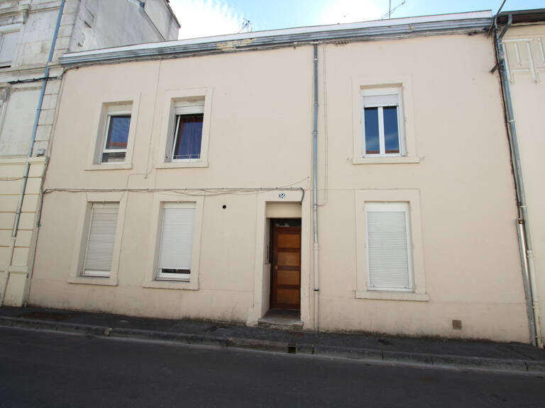 Studio, 26 m2 hab. REIMS, quartier rue Cernay — photo 1