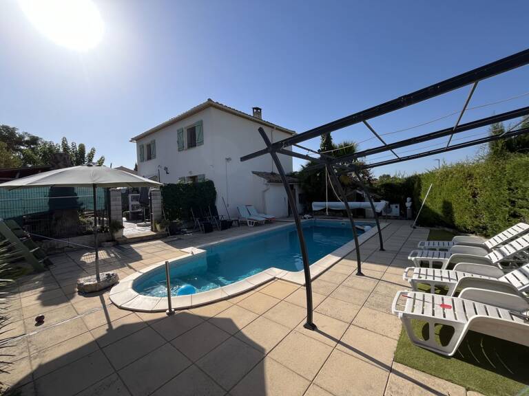 Villa TERRAIN, PISCINE, DEPENDANCES — photo 1