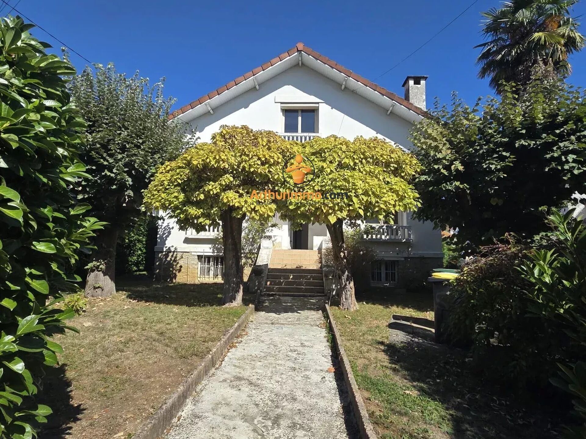 Maison 9 pièces 190 m² · à Lourdes · 190 m² · 230 000 €
