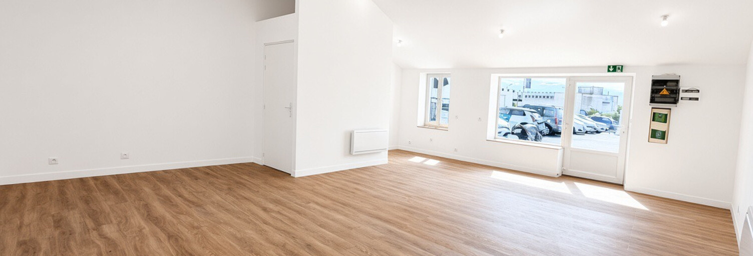 Commerce  46 m² à louer à Saint-Gilles-Croix-de-Vie (85800)