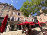 Plateau entier de 178 m² habitables - Place de la cité — photo 2
